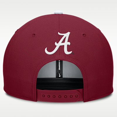 Gorra universitaria Nike Dri-FIT ajustable para hombre Alabama On-Field Club