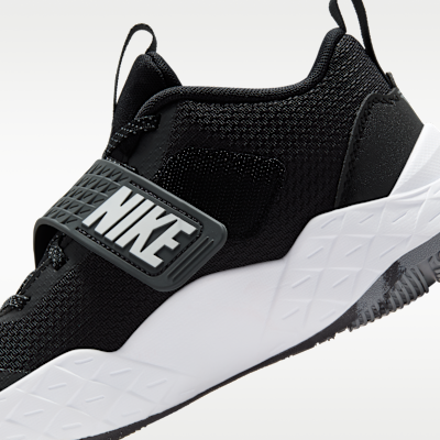 Nike Team Hustle D 12 Tenis de básquetbol para niños grandes