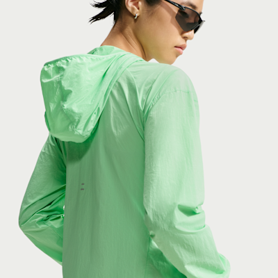 Куртка беговая женская Nike Tempo UV Protection Lightweight, фото 2
