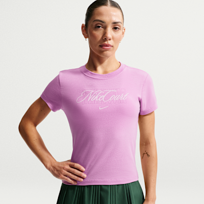 NikeCourt Klasik Stil Kısa Kollu Kadın Tenis Tişörtü