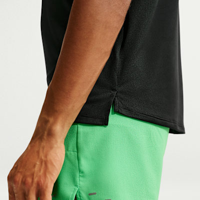 Nike Stride Dri-FIT ADV Kısa Kollu Erkek Koşu Üstü görsel 6