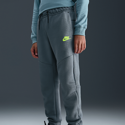 Nike Sportswear Tech Fleece Genç Çocuk Jogger'ı