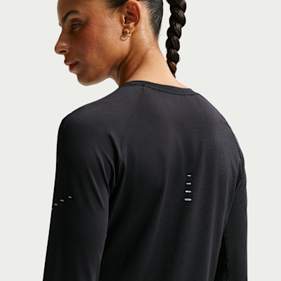 Nike Swift Dri-FIT UV Uzun Kollu Crew Yakalı Kadın Koşu Üstü görsel 2