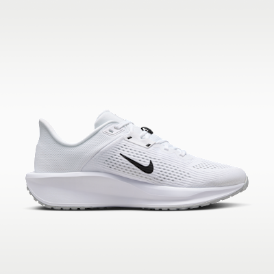 Tenis de correr en pavimento para mujer Nike Quest 6