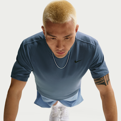 Nike Dri-FIT Fitness-T-Shirt für Herren