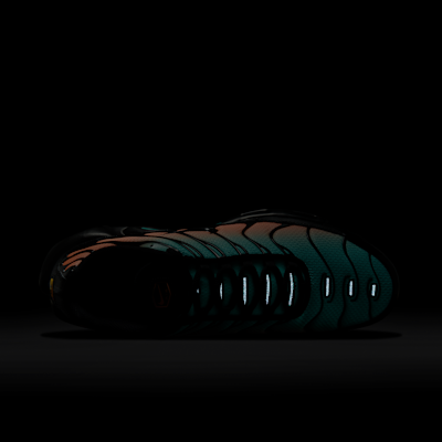 รองเท้าผู้ชาย Nike Air Max Plus