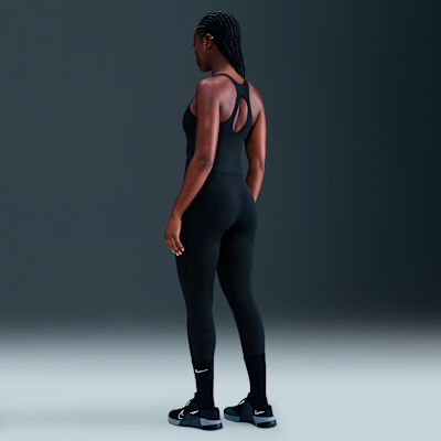 Camiseta de tirantes Nike Universa con bra deportivo con almohadilla de media sujeción para mujer