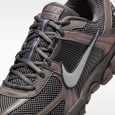 ナイキ ズーム ボメロ 5 メンズシューズ