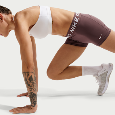 Nike Pro Normal Belli 8 cm Kadın Bisiklet Şortu görsel 4
