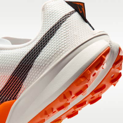 Nike Kiger 10 Arazi Koşusu Ayakkabısı görsel 8