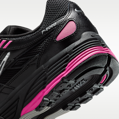 รองเท้า Nike P-6000