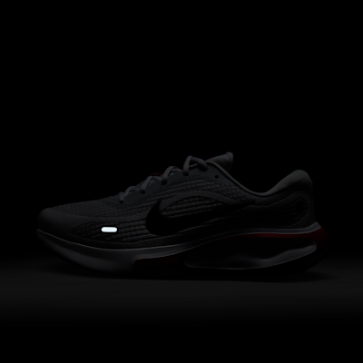 รองเท้าวิ่งโร้ดรันนิ่งผู้ชาย Nike Journey Run