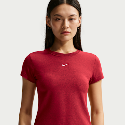 Nike Sportswear Chill Knit Kadın Tişörtü