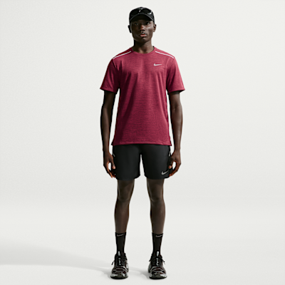 Nike Miler Dri-FIT Kısa Kollu Erkek Koşu Üstü görsel 4