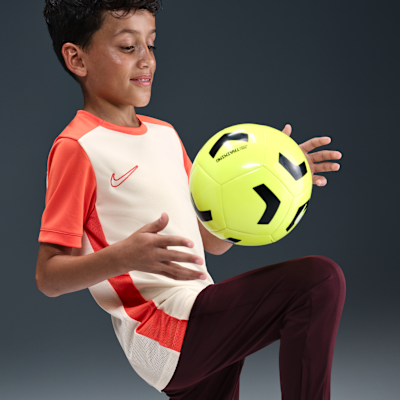Nike Academy Older Kids' Dri-FIT Football Top