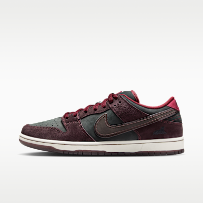 Nike SB Dunk Low Pro Skate Shoes