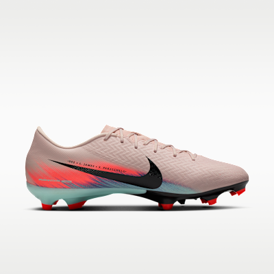 Nike United Mercurial Vapor 16 Academy Multi-Ground Low-Top Soccer Cleats