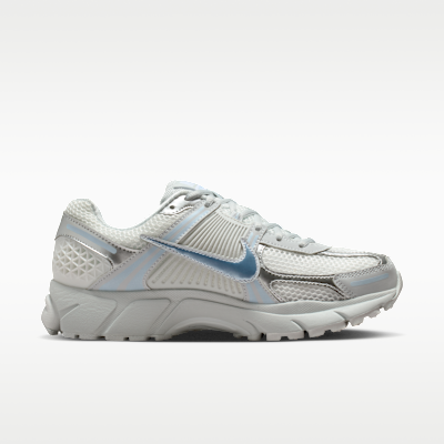 Nike Zoom Vomero 5 Women's Shoes with Reflective Design Accents