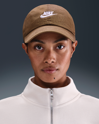 Женская кепка Nike Club Unstructured Futura Wash Cap