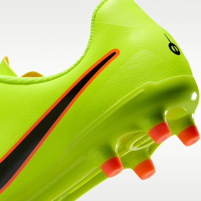 Nike Jr. Tiempo Legend 10 Club Younger/Older Kids' Multi-Ground Low-Top Football Boot