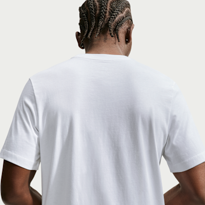 Nike Sportswear Erkek Tişörtü görsel 2