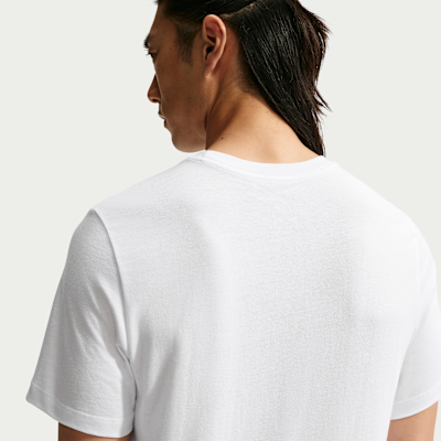 Nike Sportswear Erkek Tişörtü görsel 2