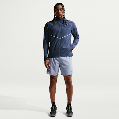 Nike Miler Repel UV Korumalı Erkek Koşu Ceketi görsel 4