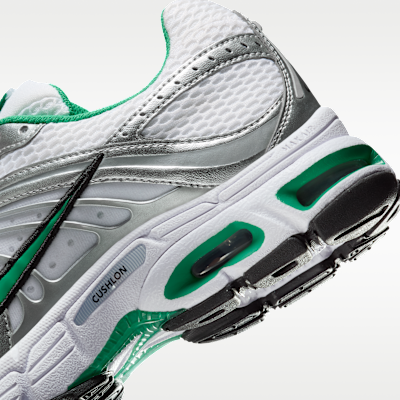 Nike Air Max Moto 2K Women's Shoes with Reflective Design Accents