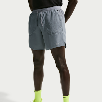 Nike Stride Dri-FIT 18 cm 2'si 1 Arada Erkek Koşu Şortu görsel 2