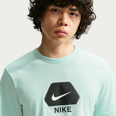 Nike Sportswear Erkek Tişörtü görsel 3