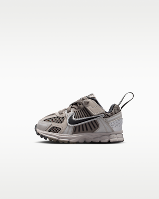 Детские кроссовки Nike Vomero 5 Baby/Toddler