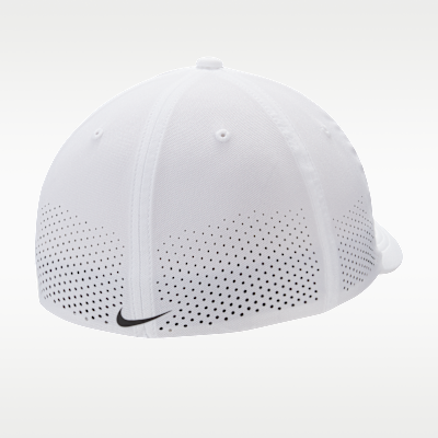 Gorra SwooshFlex estructurada Nike Dri-FIT ADV Rise