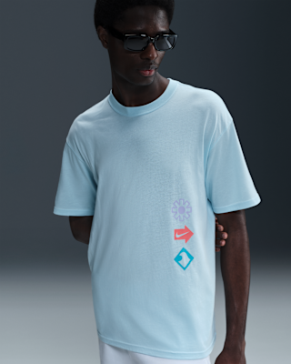 Женская футболка Nike Sportswear