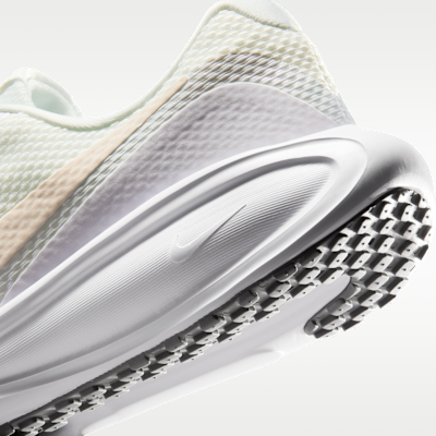 Damskie buty do biegania po asfalcie Nike Revolution 8