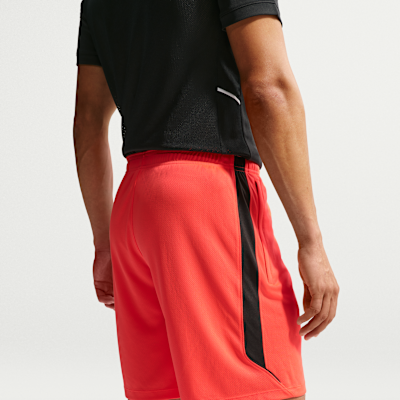 Nike Strike Dri-FIT Erkek Futbol Şortu görsel 3