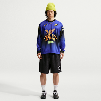 Nike SB Uzun Kollu Kaykay Üstü görsel 4