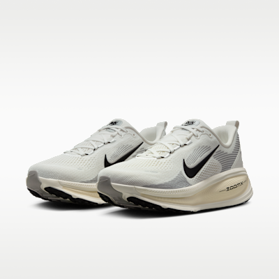 Nike Vomero 18 Straßenlaufschuh (Herren)