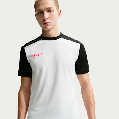 Nike Academy Dri-FIT Kısa Kollu Erkek Futbol Üstü