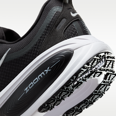 Nike Vomero 18 GORE-TEX Yansıtıcı Tasarımlı Vurgulara Sahip Su Geçirmez Erkek Yol Koşu Ayakkabısı