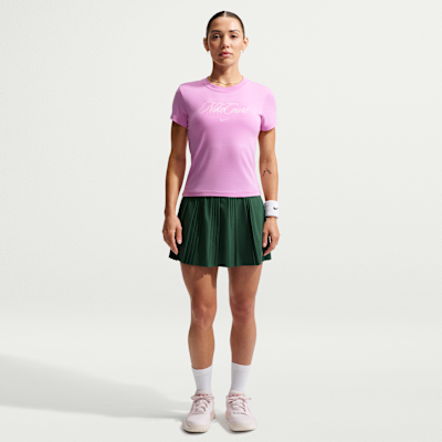 NikeCourt Klasik Stil Kısa Kollu Kadın Tenis Tişörtü görsel 4