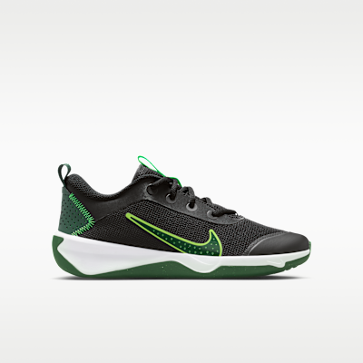 Nike Omni Multi-Court Big Kids' Indoor Court Shoes