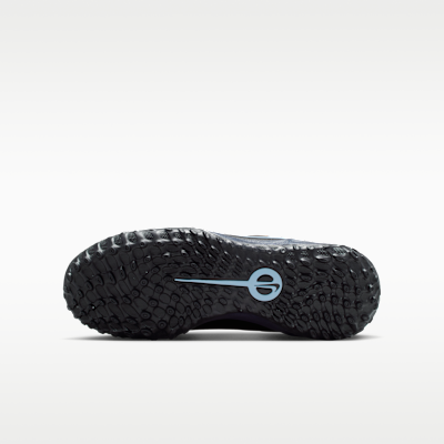 Tacos de fútbol de corte low para pasto sintético (turf) para niños de preescolar y grandes Nike Jr. Tiempo Legend 10 Academy