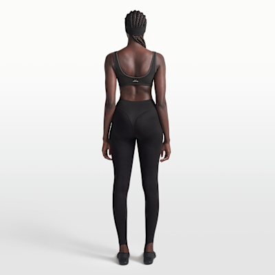 Γυναικείος στηθόδεσμος με μικρή στρογγυλή λαιμόκοψη NikeSKIMS Ribbed Seamless