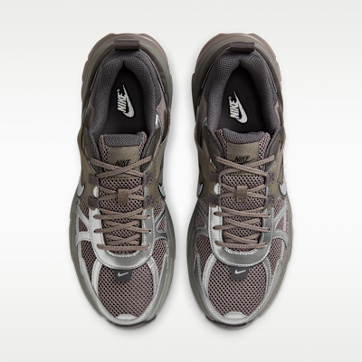 ナイキ V2K ラン メンズシューズ