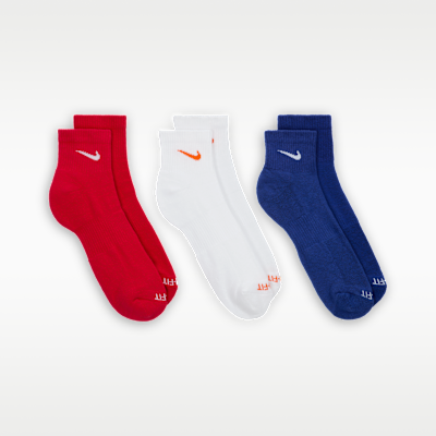 Κάλτσες προπόνησης μέχρι τον αστράγαλο Nike Everyday Plus Cushioned (τρία ζευγάρια)