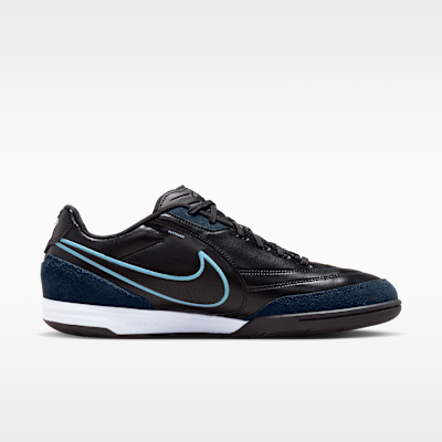 Nike Tiempo Streetgato Indoor/Court Low-Top Soccer Shoes