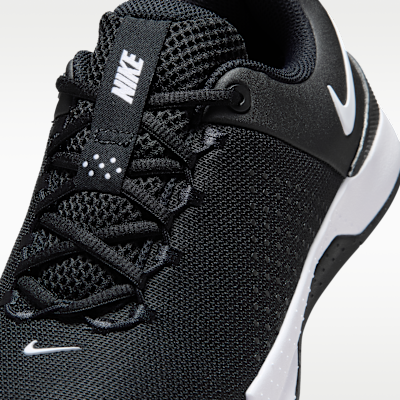 Nike MC Trainer 4 Kadın Antrenman Ayakkabısı görsel 7