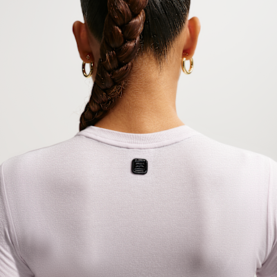 Nike Sportswear Kadın Tişörtü görsel 2