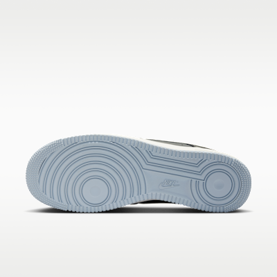 ナイキ エア フォース 1 '07 メンズシューズ