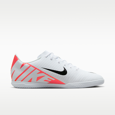 Nike Mercurial Vapor 15 Club Indoor/Court Low-Top Soccer Shoes